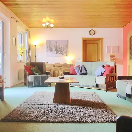 Apartment Geraeumiges Mit Panoramabergblick *